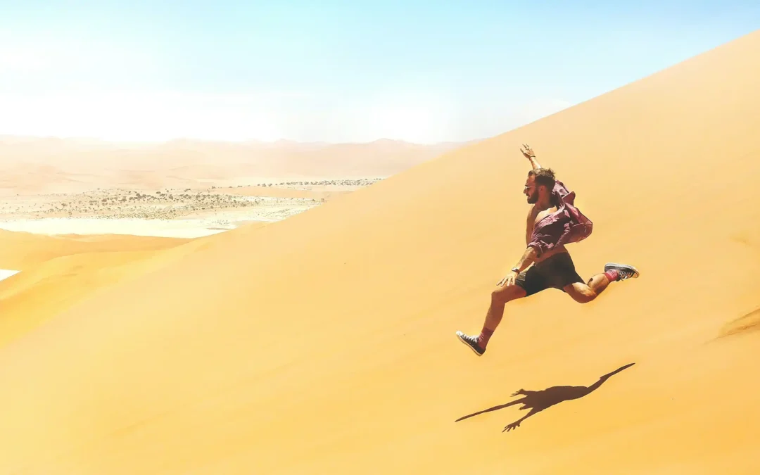 Бег и жара: физиология перегрева, пульсовый дрейф и как тренироваться летом без потери формы