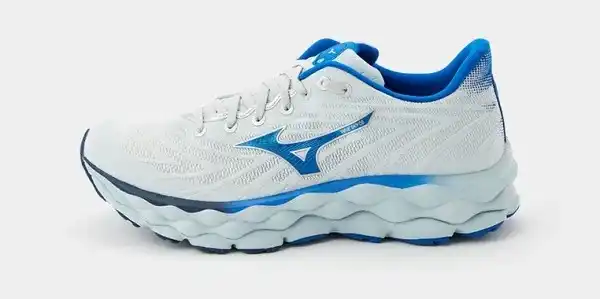 Mizuno Wave Sky 8